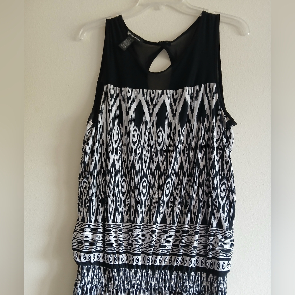 I.N.C. Sleeveless Jumpsuit Size Large Keyhole Back